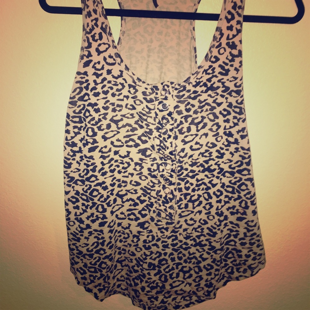 Tiger top